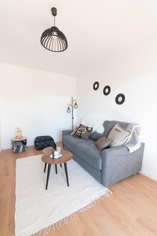 Bienvenue Chez Vous Tres Calme Et En Plein Centre Apartment Mantes-la-Jolie Exterior photo