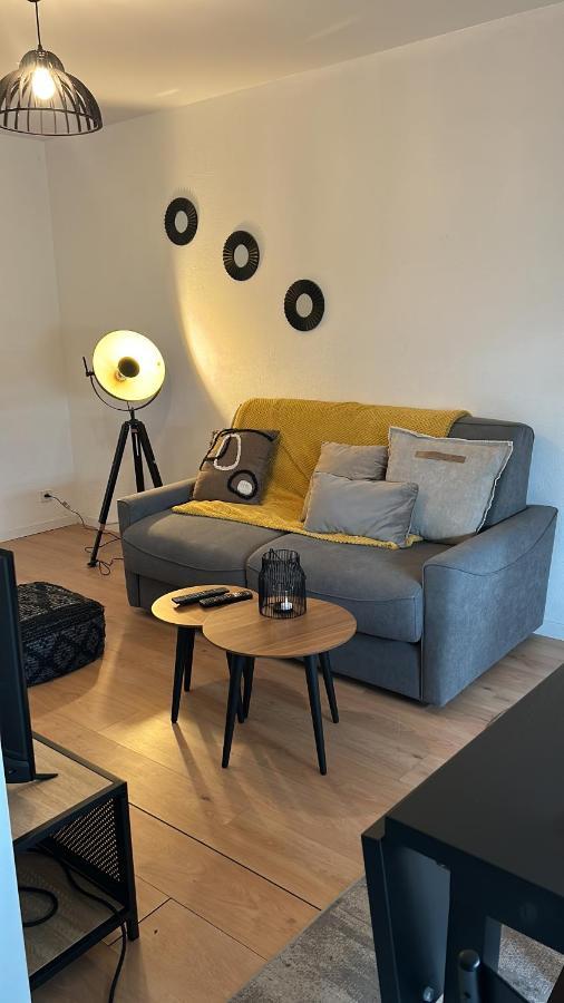 Bienvenue Chez Vous Tres Calme Et En Plein Centre Apartment Mantes-la-Jolie Exterior photo